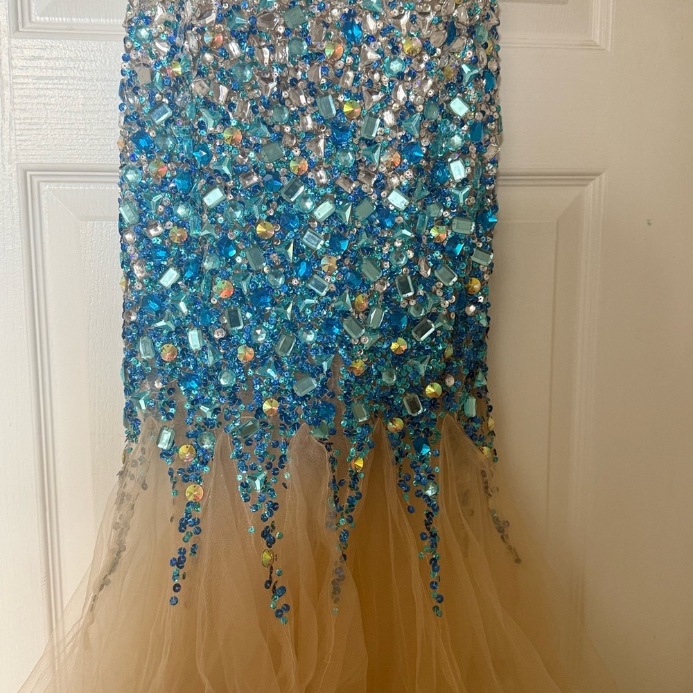 Blue and Cream Evening Prom Dress - Picture 4 of 6